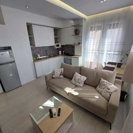 Peak Luxury Living Appartamento Tirana