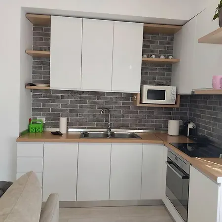 Peak Luxury Living Appartamento Tirana